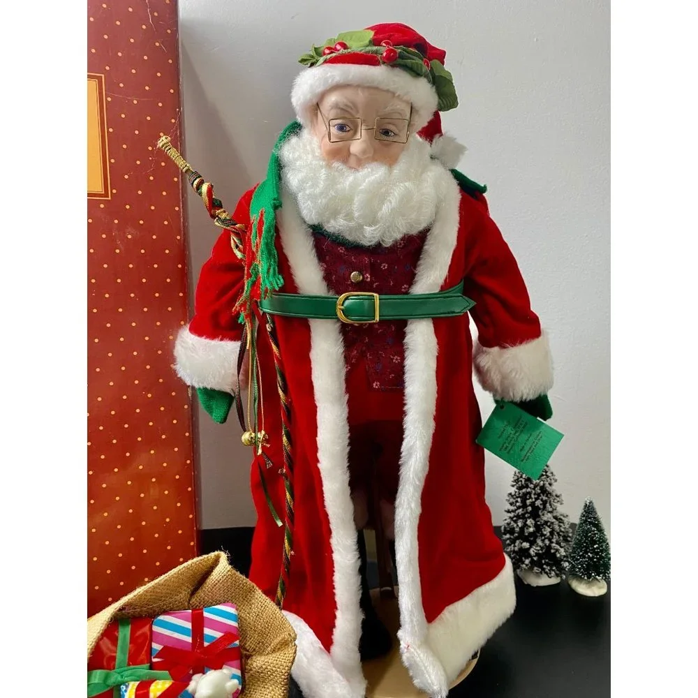Santa Claus, Victoria's Collectibles, about 20